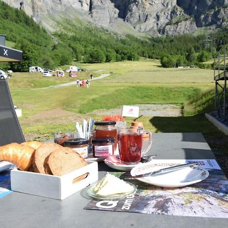 Campingplatz Mit Restaurant & Sportarena 洛伊克巴德 外观 照片