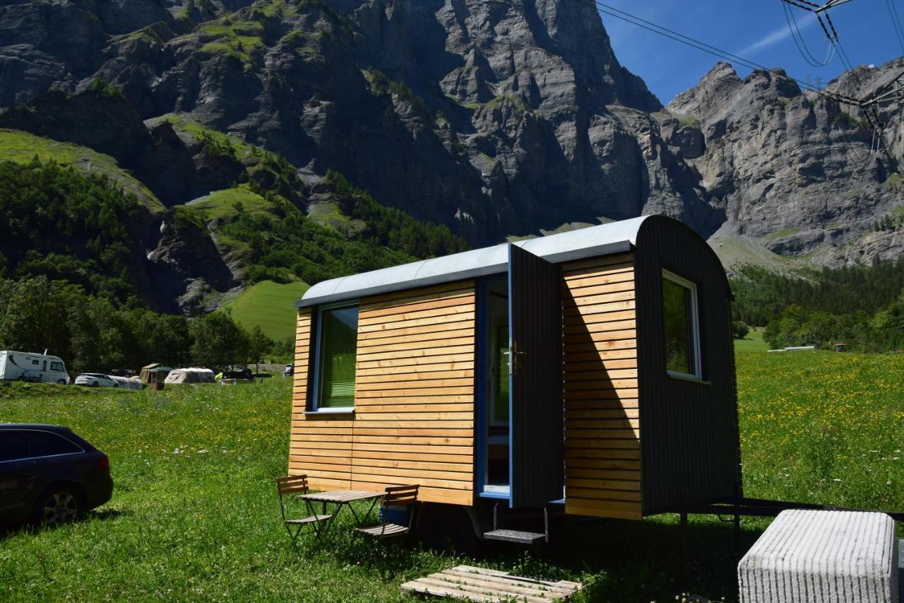 Campingplatz Mit Restaurant & Sportarena 洛伊克巴德 外观 照片