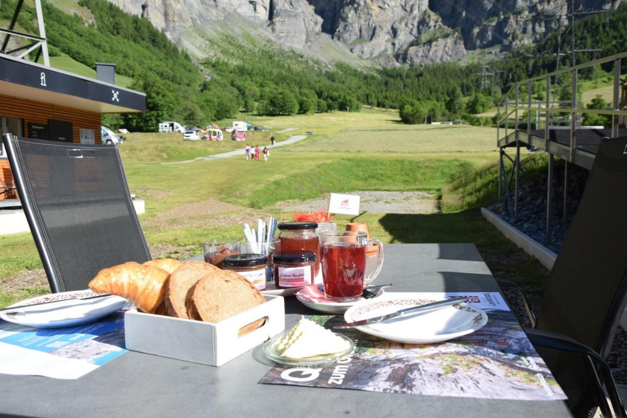 Campingplatz Mit Restaurant & Sportarena 洛伊克巴德 外观 照片